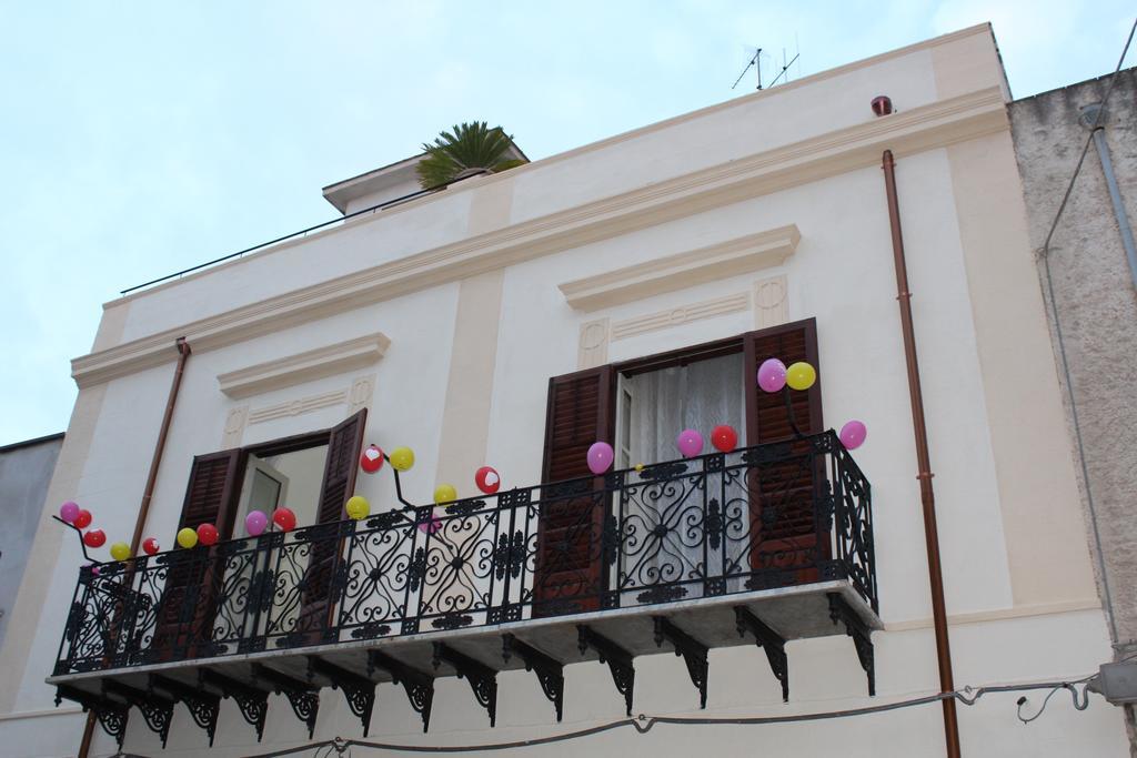 Palazzo Taormina Appartement Castellammare del Golfo Buitenkant foto