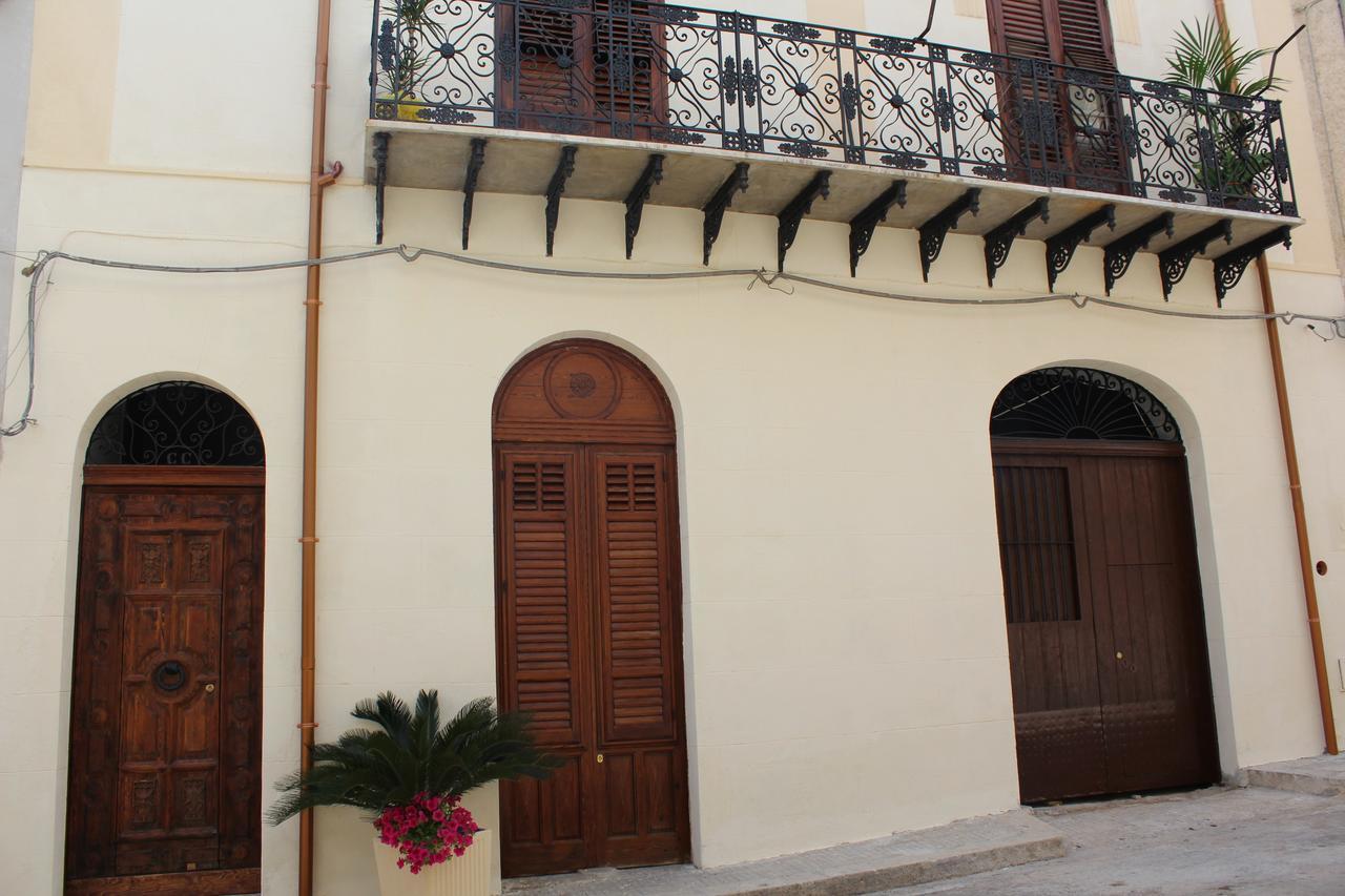 Palazzo Taormina Appartement Castellammare del Golfo Buitenkant foto