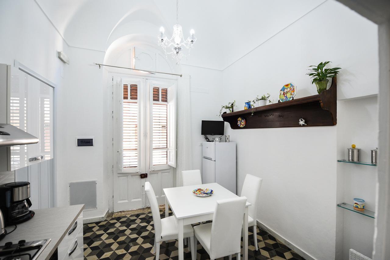 Palazzo Taormina Appartement Castellammare del Golfo Buitenkant foto