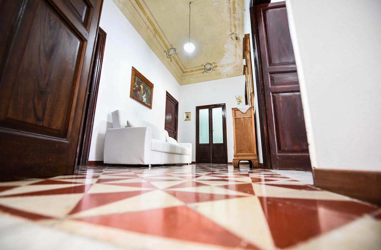 Palazzo Taormina Appartement Castellammare del Golfo Buitenkant foto